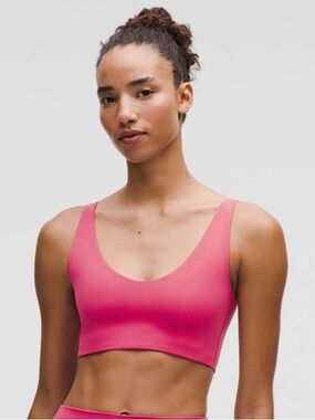 Lululemon NWOT Bend This Scoop and Square Bra Raspberry Coulis